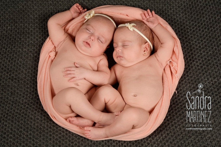 newborn gemelas